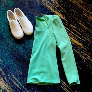 Never Worn Teal Puffy Top Size M